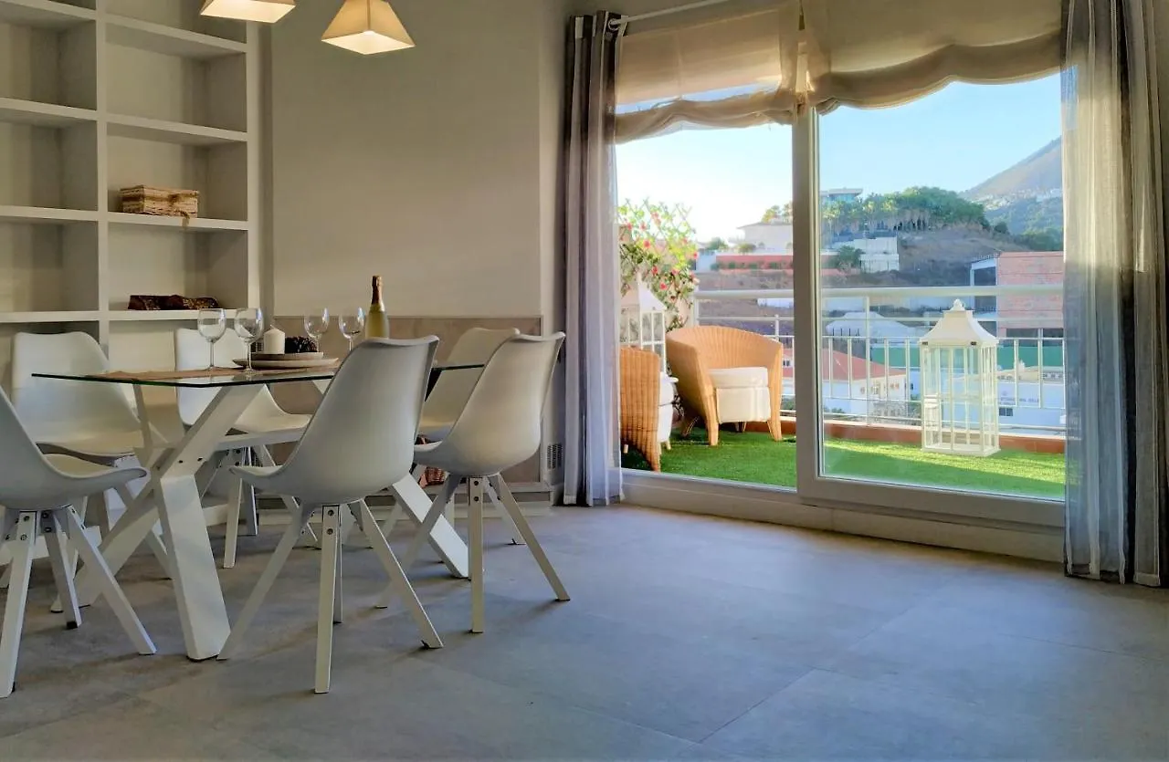 Διαμέρισμα Pena Beach 3 Bedroom Duplex, Bbq, Pool, Sea Views, Benalmádena