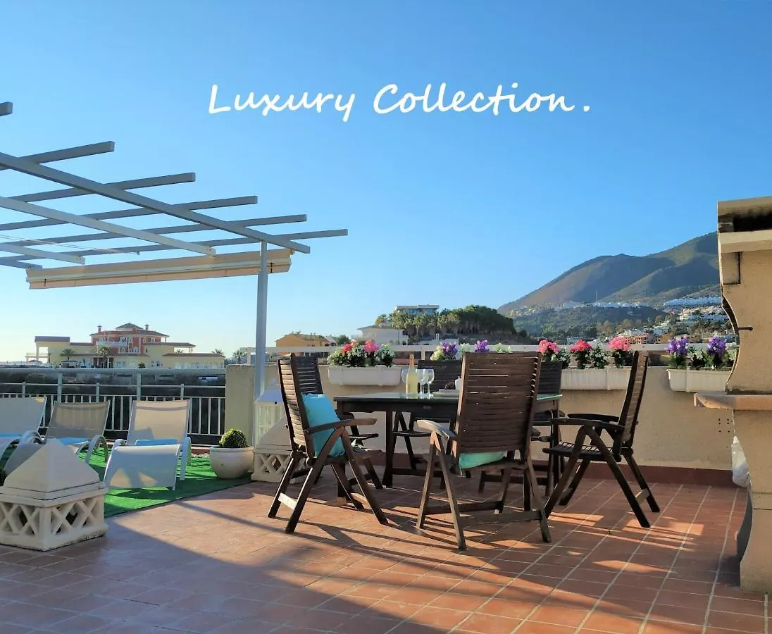 Pena Beach 3 Bedroom Duplex, Bbq, Pool, Sea Views, Benalmádena Apartment
