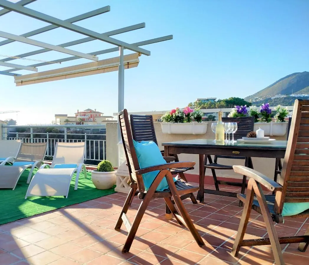 Pena Beach 3 Bedroom Duplex, Bbq, Pool, Sea Views, Benalmádena Apartment