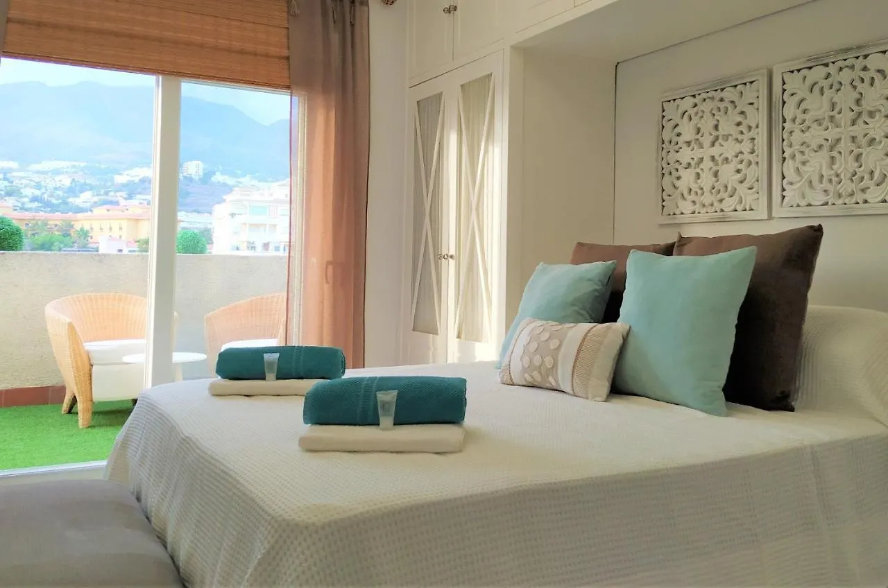 Pena Beach 3 Bedroom Duplex, Bbq, Pool, Sea Views, Benalmádena